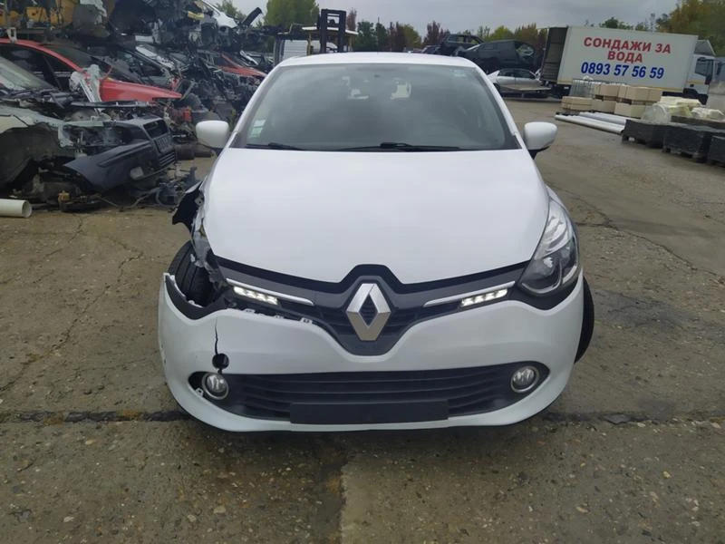 Renault Clio 1.5 дизел, снимка 3 - Автомобили и джипове - 35327324