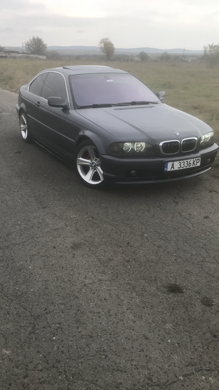 BMW 320, снимка 1 - Автомобили и джипове - 48255930