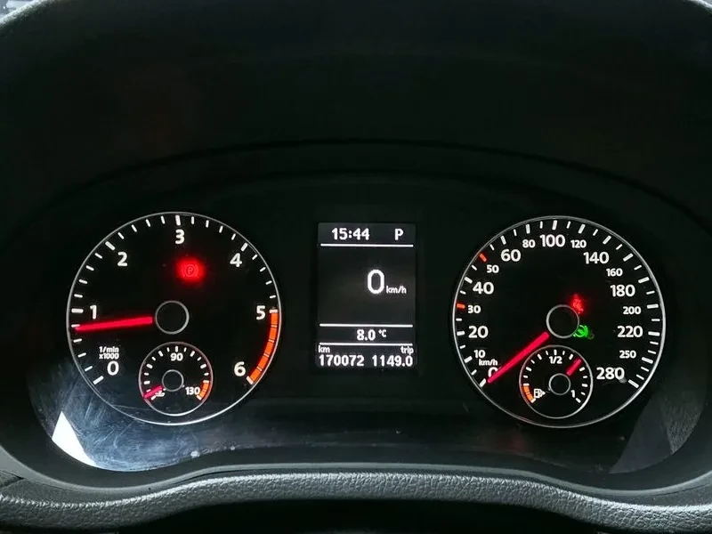 VW Passat 2.0 TDI - изображение 8