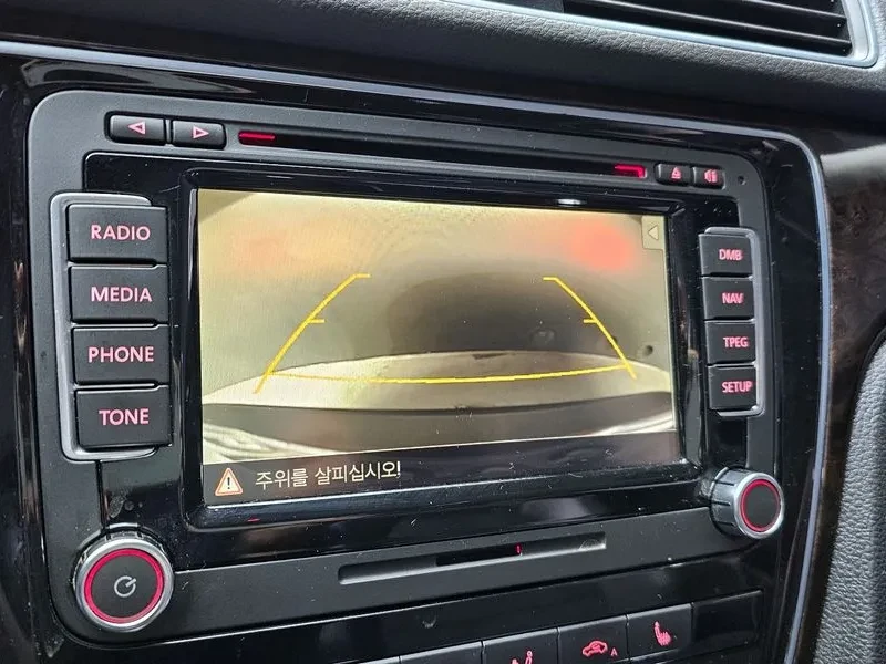 VW Passat 2.0 TDI, снимка 15 - Автомобили и джипове - 53413270