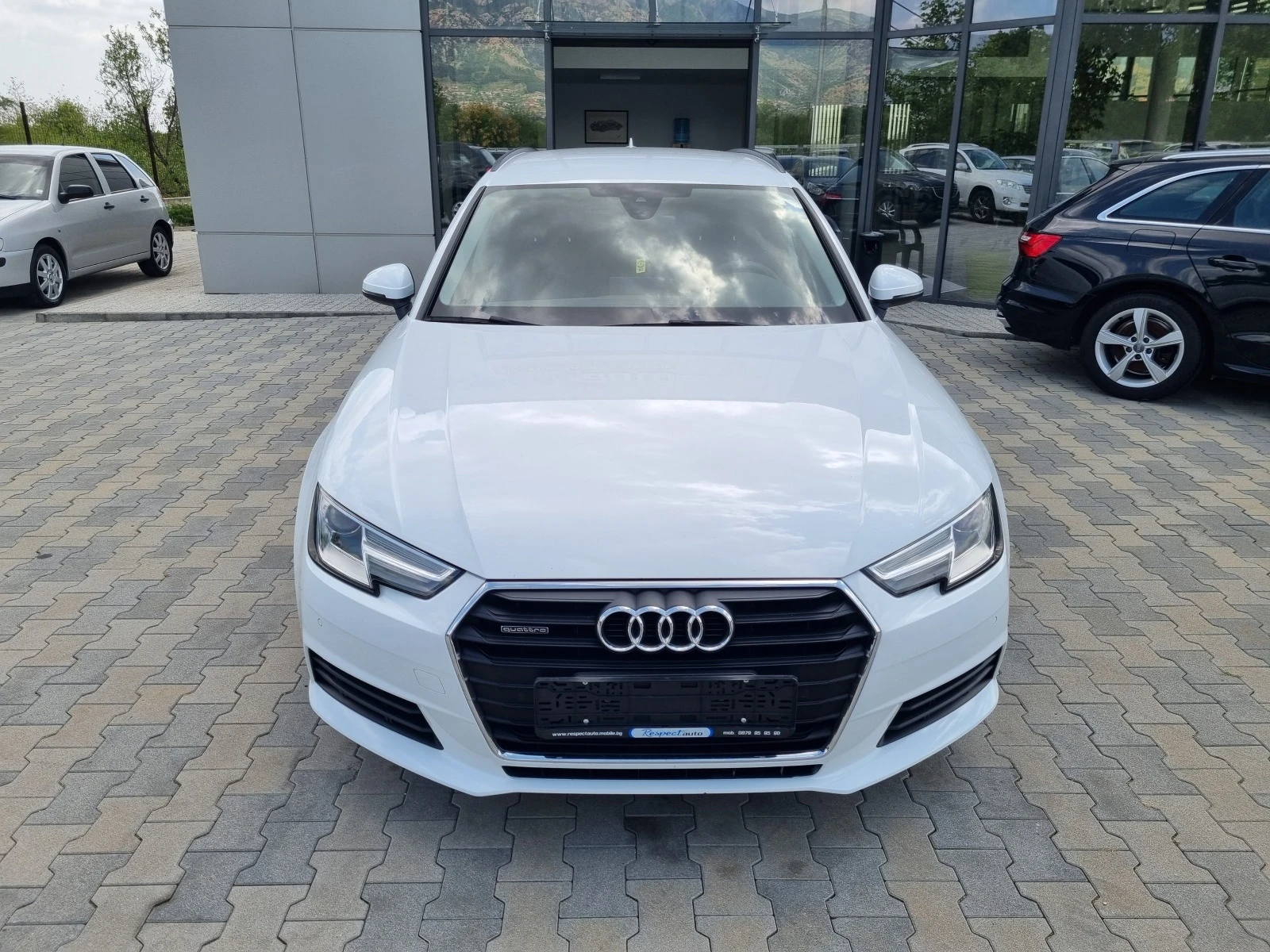 Audi A4 2.0TDi-190ps DSG* 4x4 * ОБСЛУЖЕН, СЕРВИЗНА ИСТОРИЯ - изображение 2