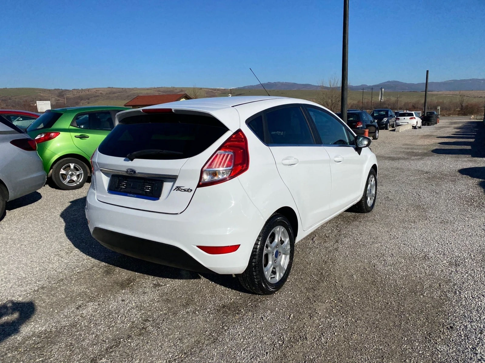 Ford Fiesta 1.5tdci titanium - изображение 7