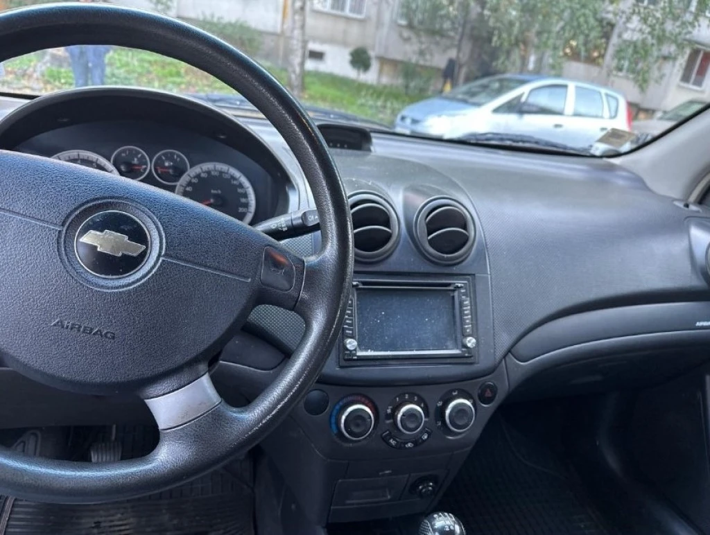 Chevrolet Aveo  - изображение 6