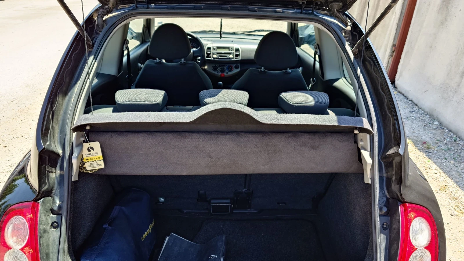 Nissan Micra 1.3i - изображение 7