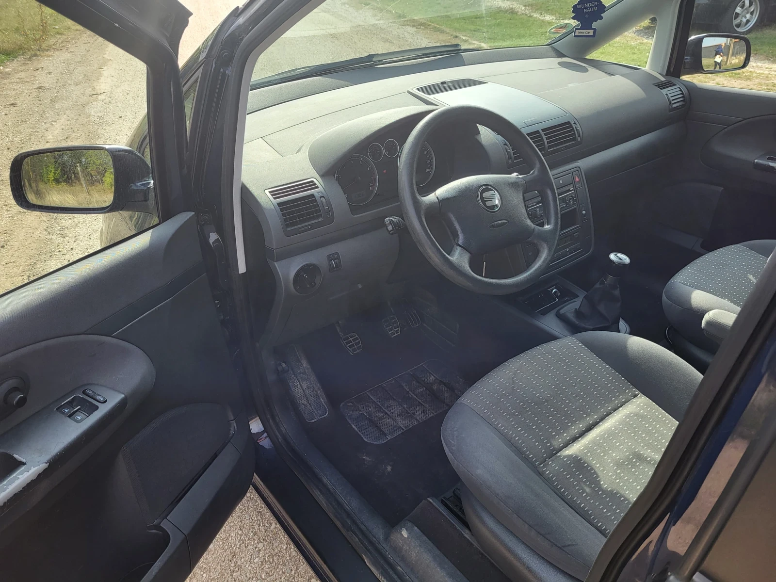 Seat Alhambra 2.0I - изображение 7