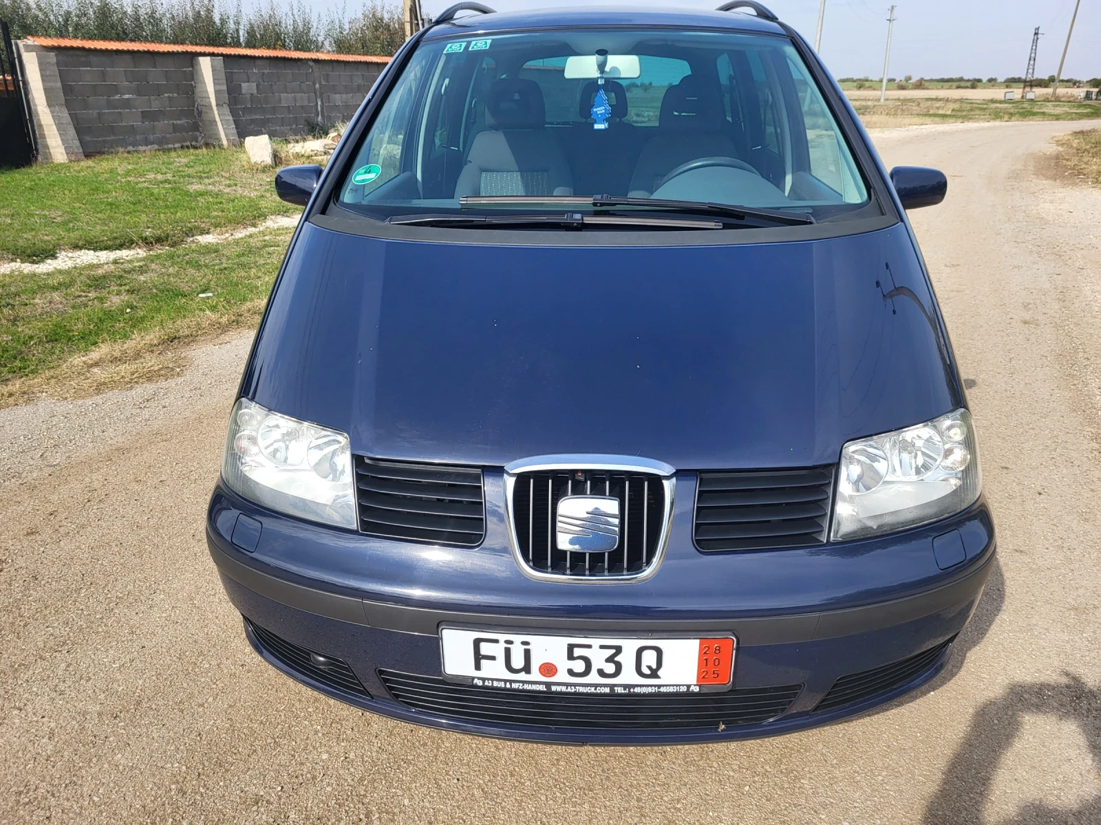 Seat Alhambra 2.0I - изображение 2