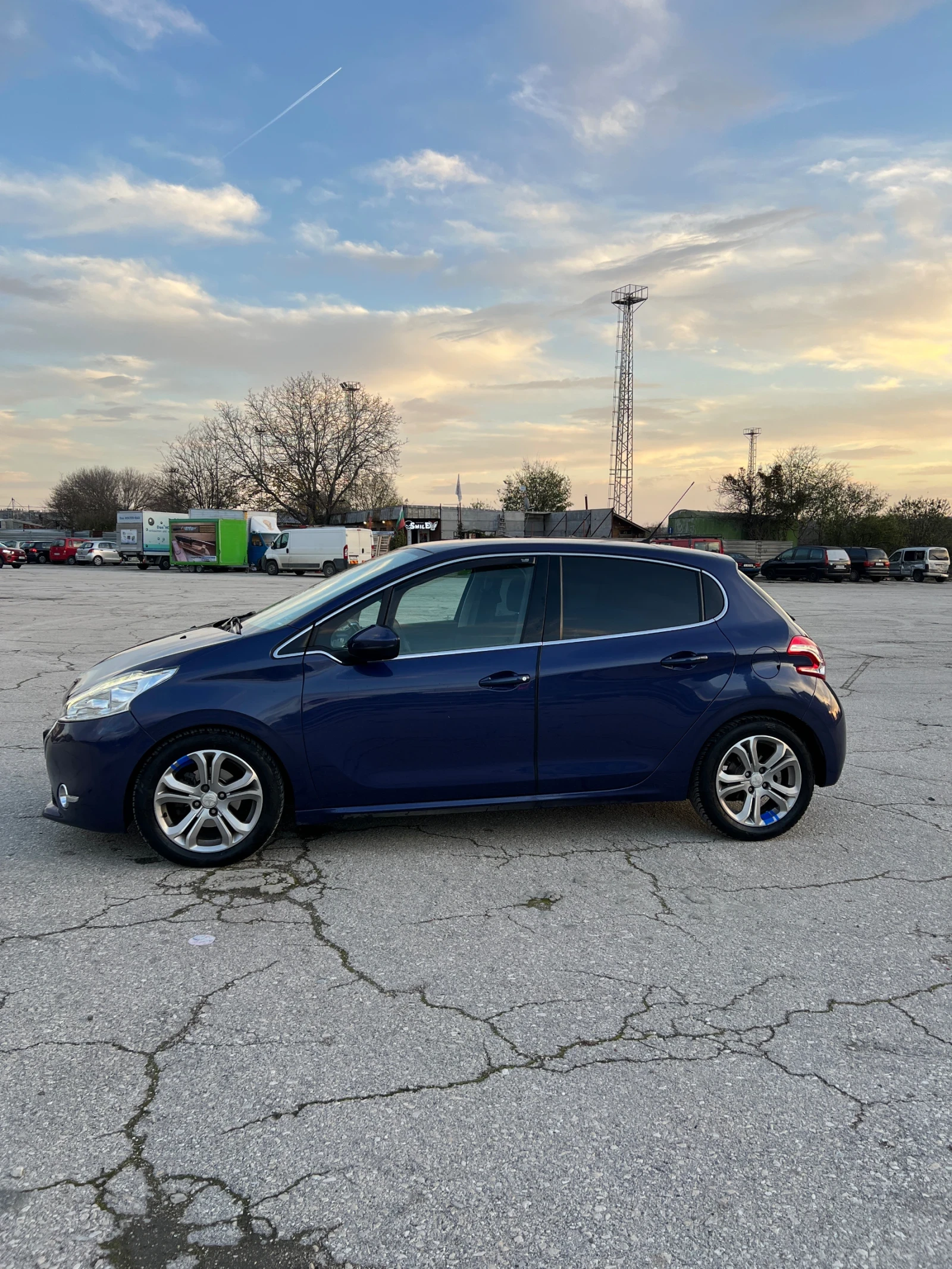 Peugeot 208 1.6HDI 92hp 116x km | Mobile.bg   2