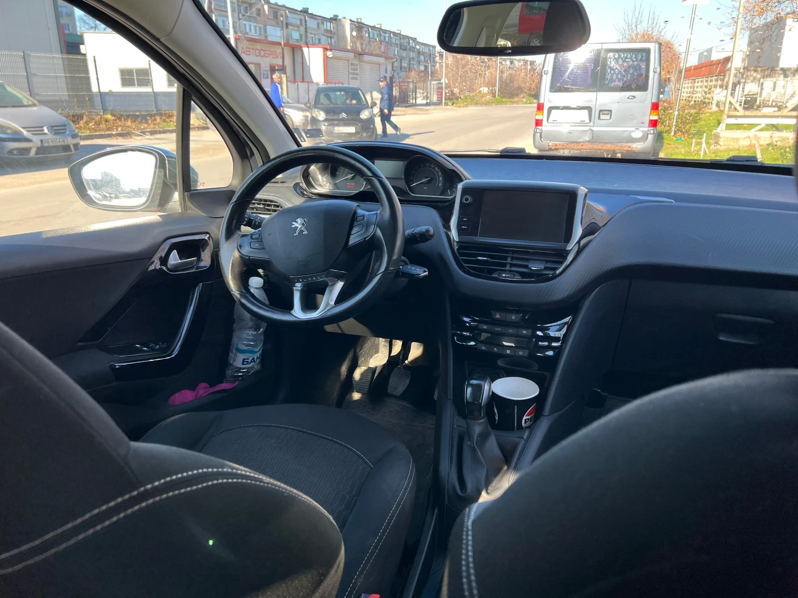 Peugeot 208 Стил - изображение 7