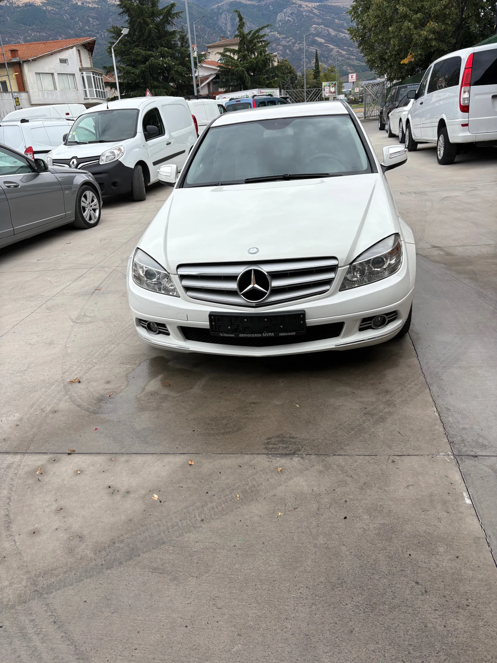 Mercedes-Benz C 320