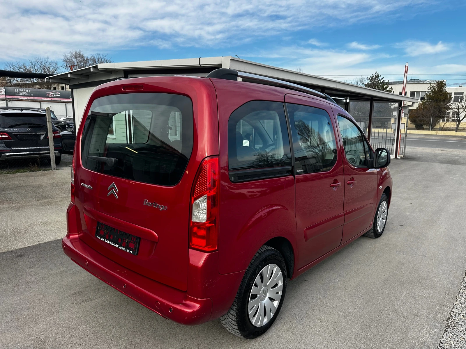 Citroen Berlingo 1.6HDI 90к.с Multispace - изображение 2