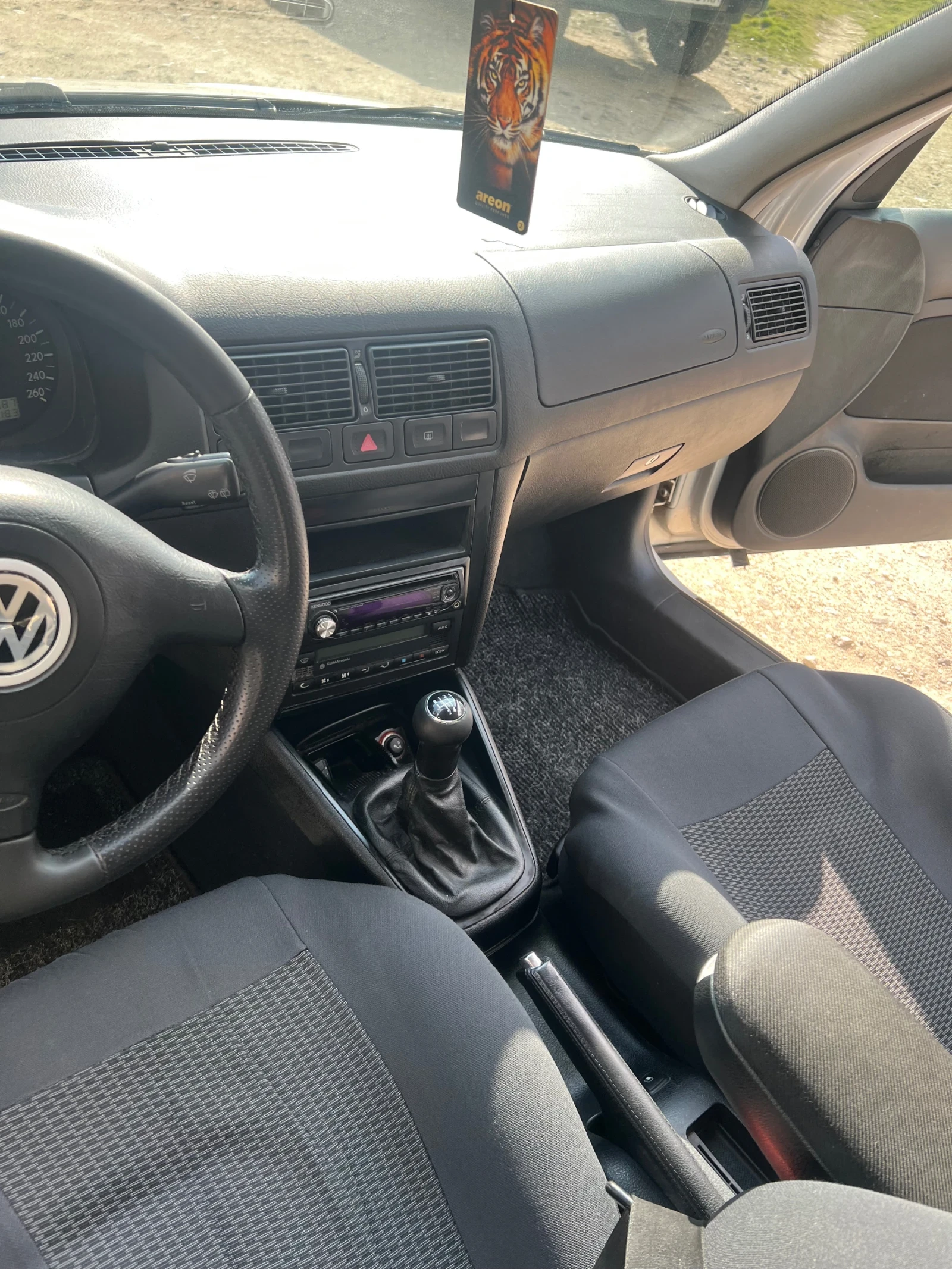 VW Golf, снимка 7 - Автомобили и джипове - 53726136