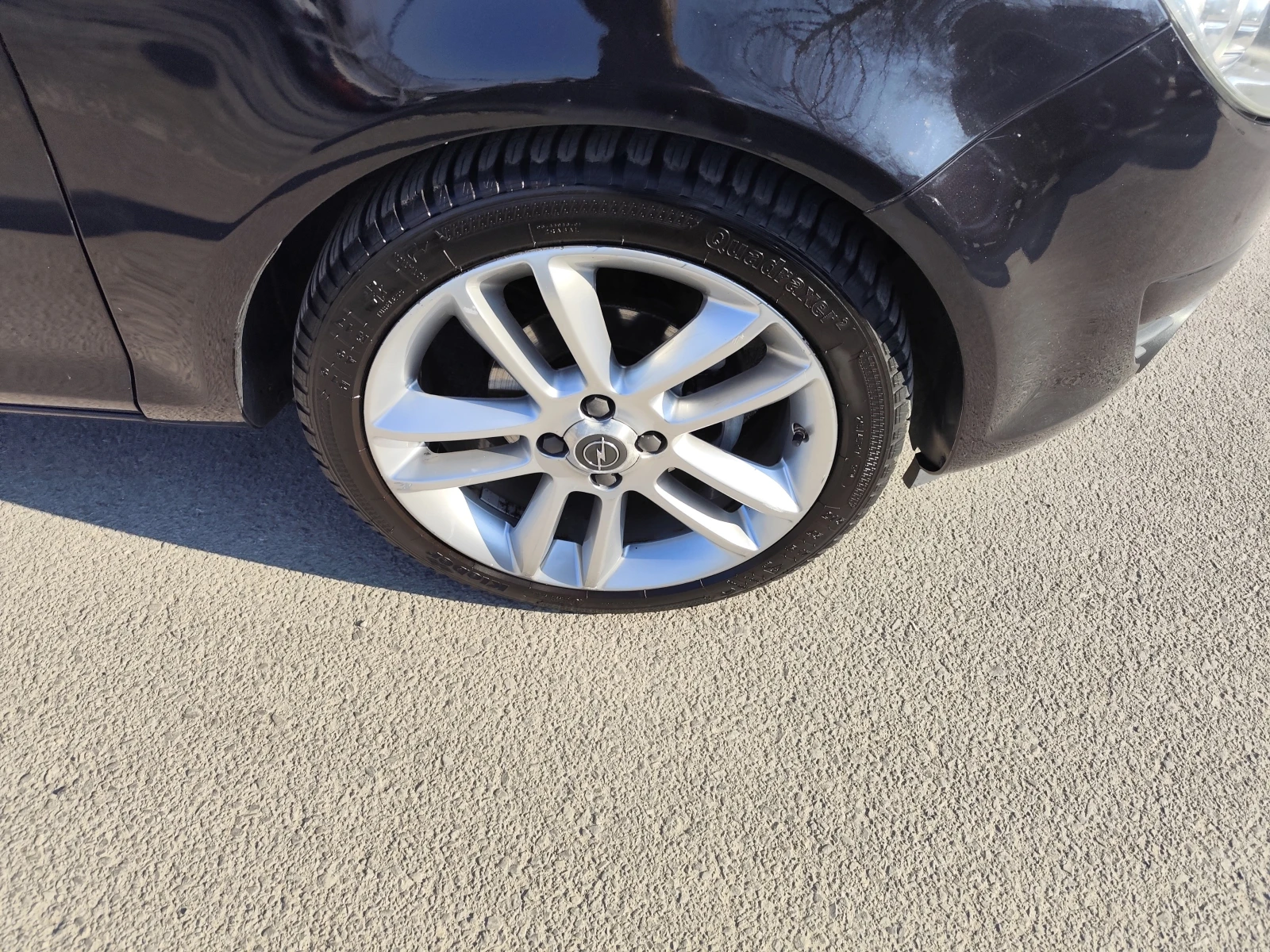 Opel Corsa 1.4i* KLIMA* MMi* , снимка 15 - Автомобили и джипове - 53736698