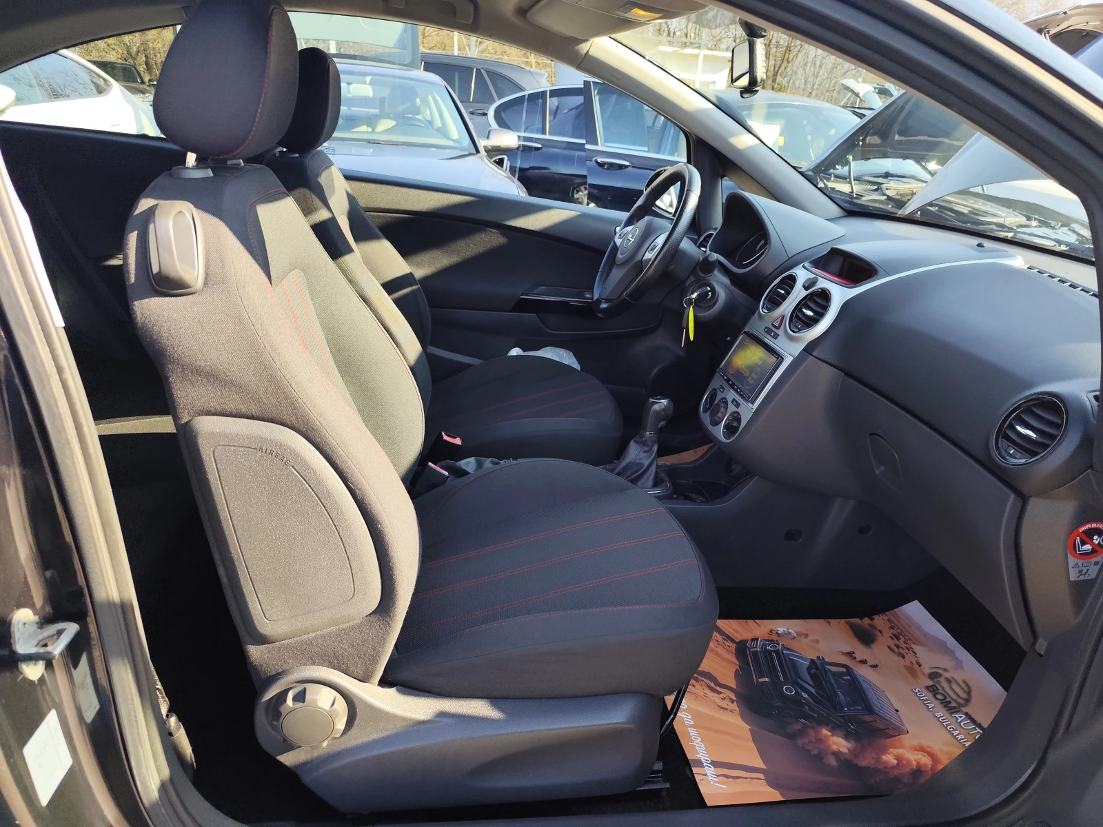 Opel Corsa 1.4i* KLIMA* MMi* , снимка 11 - Автомобили и джипове - 53736698