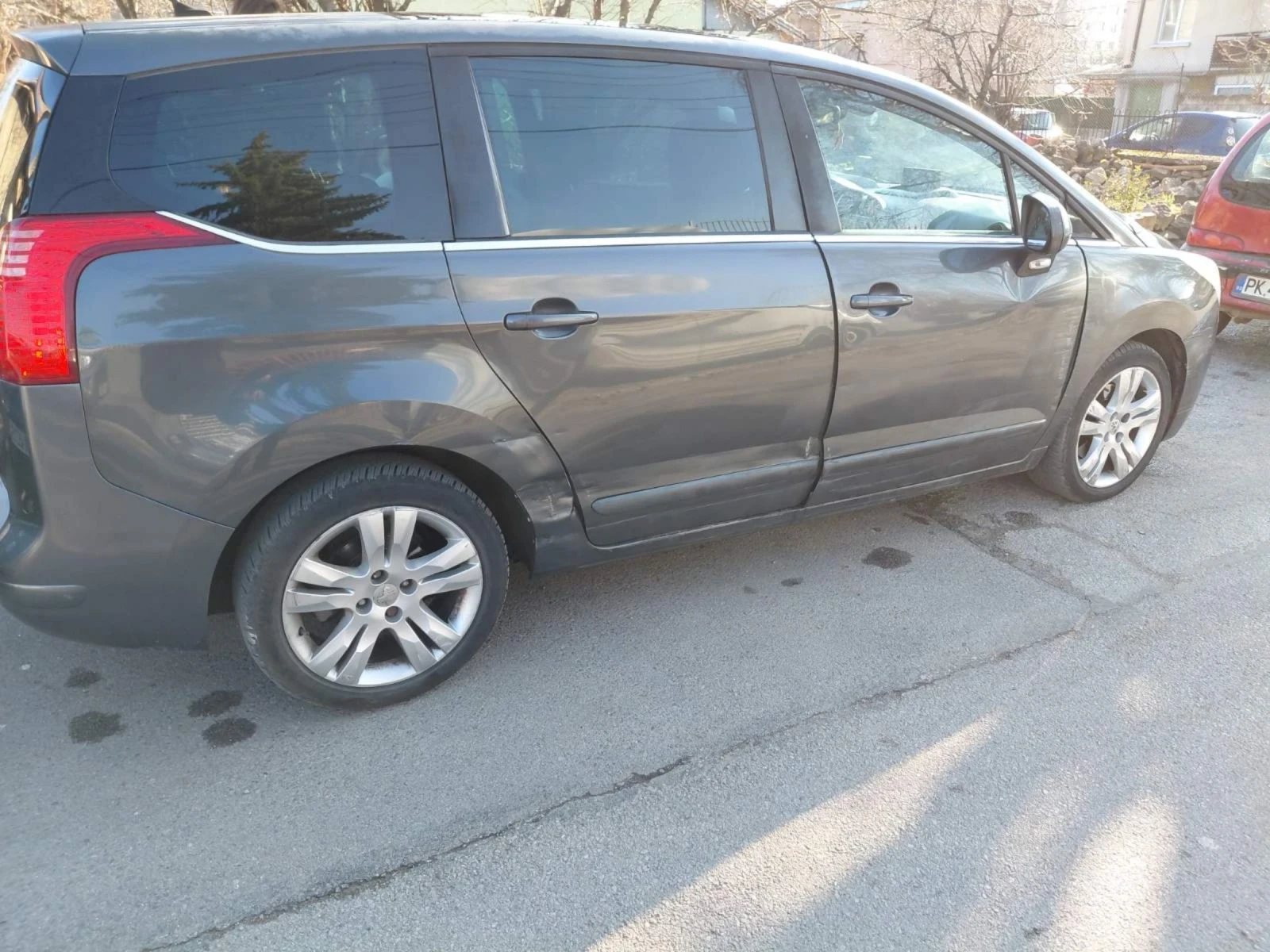 Peugeot 5008, снимка 4 - Автомобили и джипове - 53738618