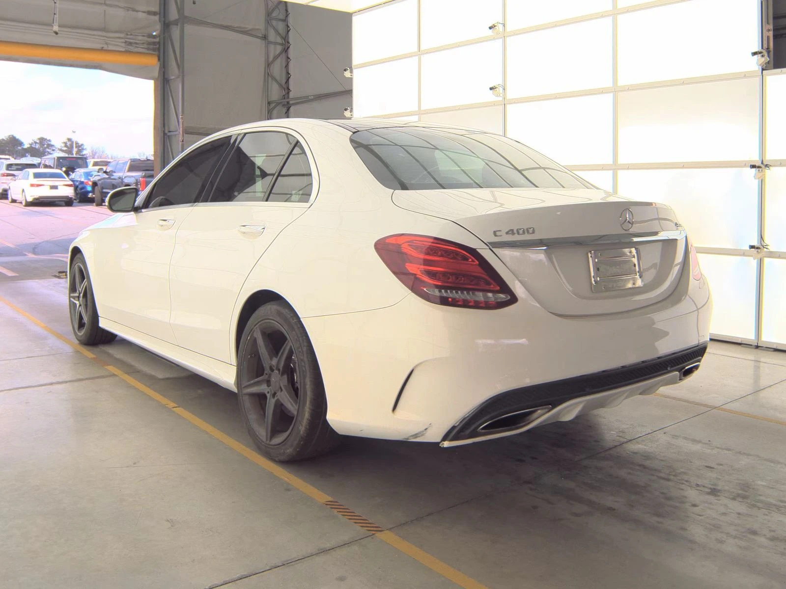 Mercedes-Benz C 400 AMG* PACK* 4MATIC* BURMESTER* МЪРТВА* ТОЧКА* КАМЕР, снимка 4 - Автомобили и джипове - 53798136