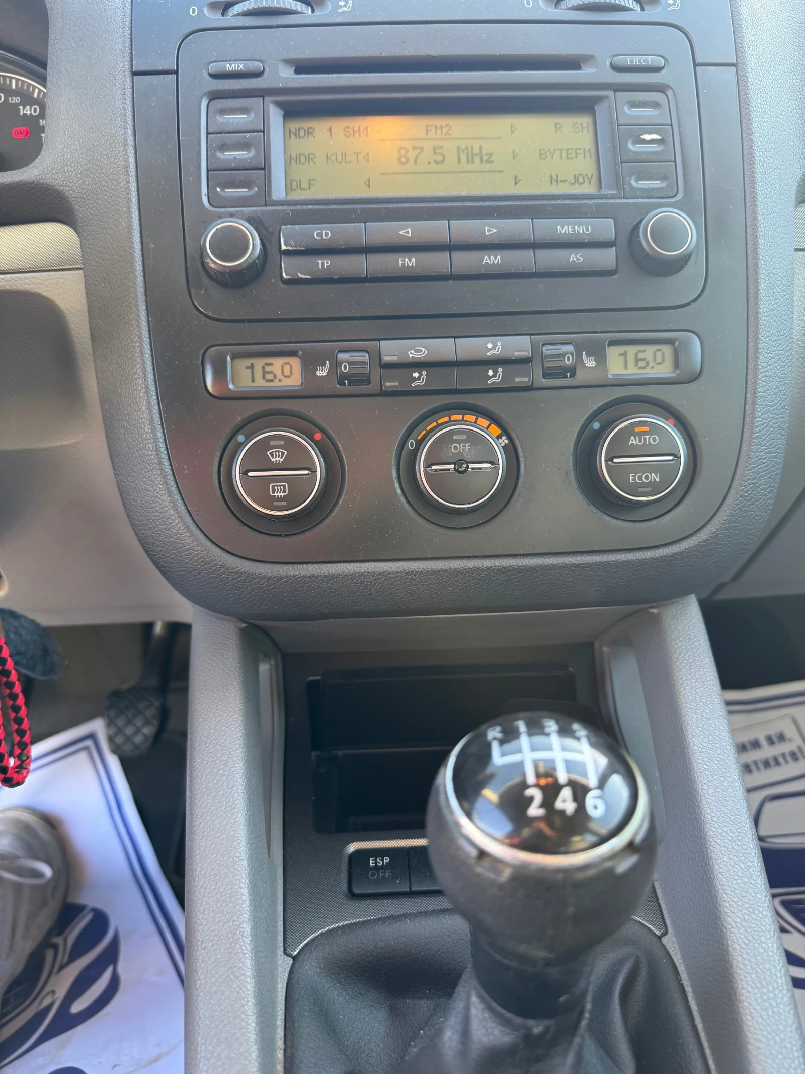 VW Golf, снимка 8 - Автомобили и джипове - 53950624