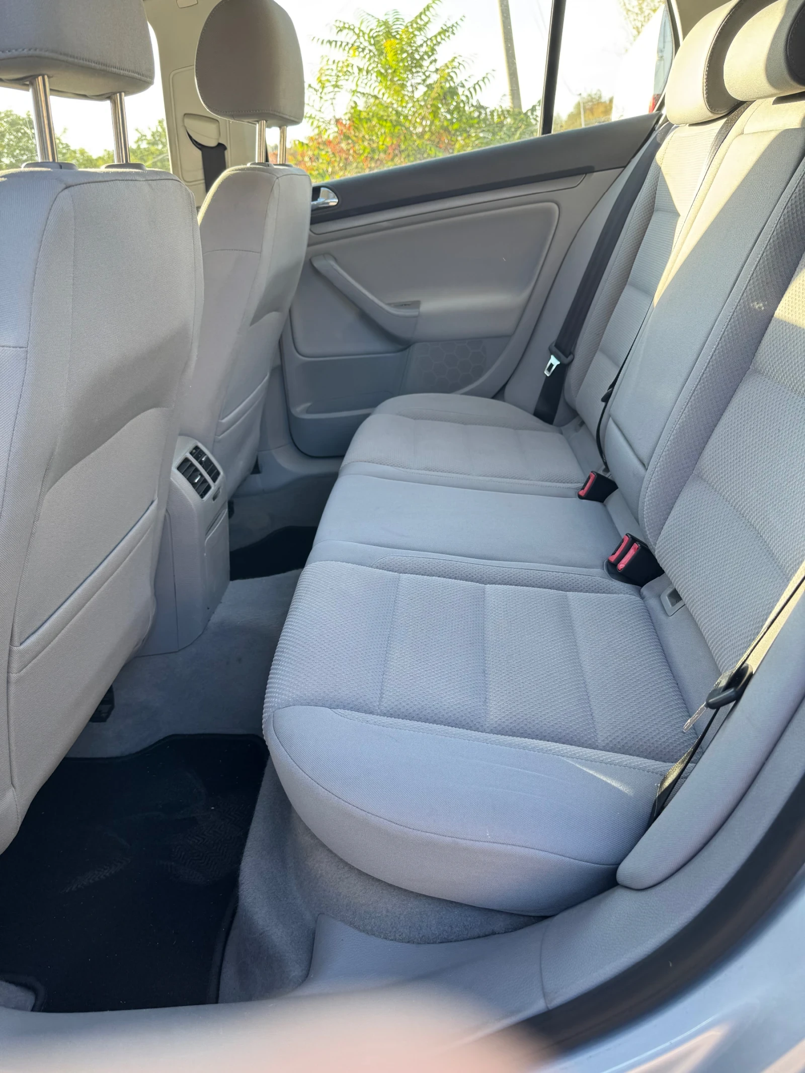 VW Golf, снимка 10 - Автомобили и джипове - 53950624