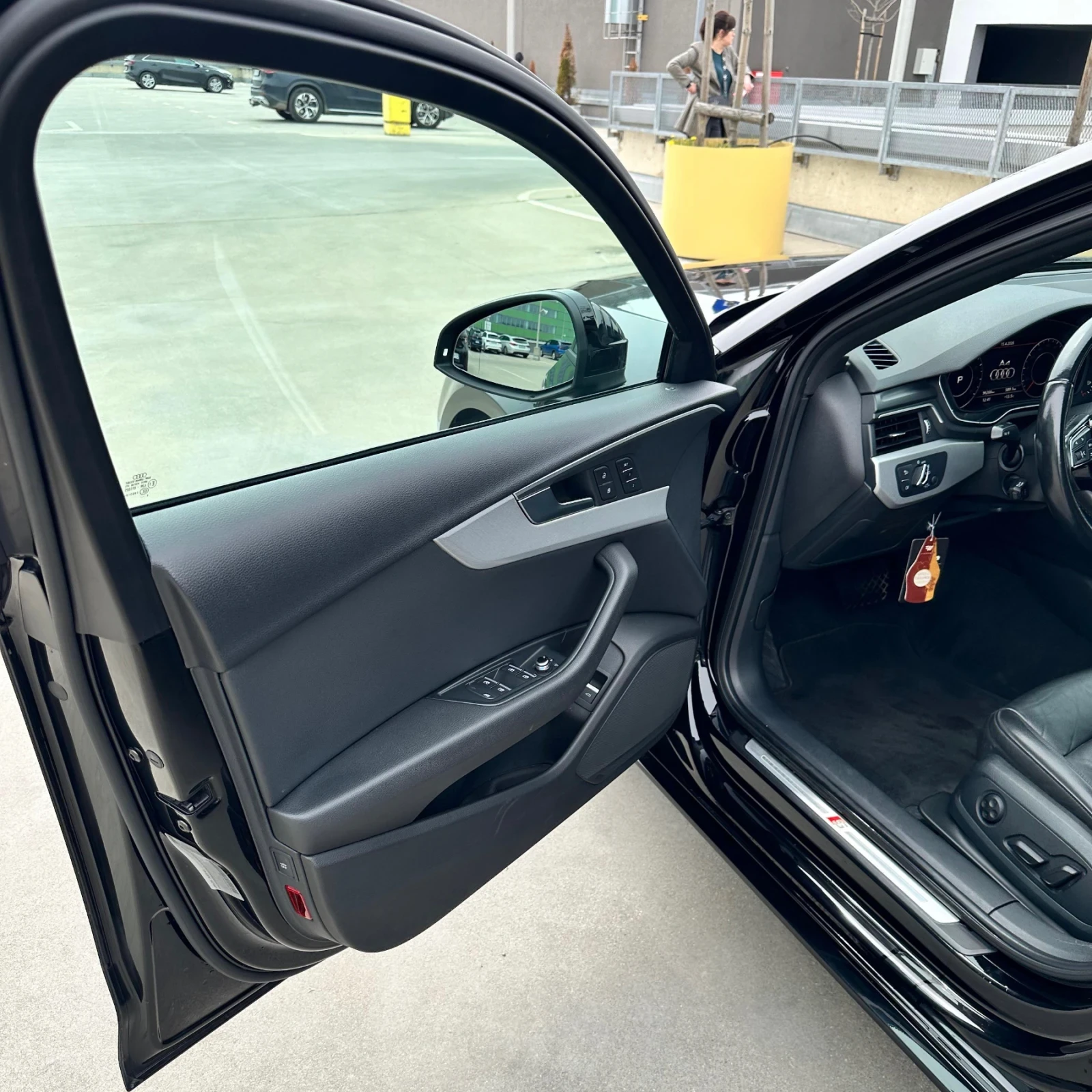 Audi A4 2.0TFSI S-LINE DIGITAL COCKPIT 96000KM, снимка 7 - Автомобили и джипове - 54221944