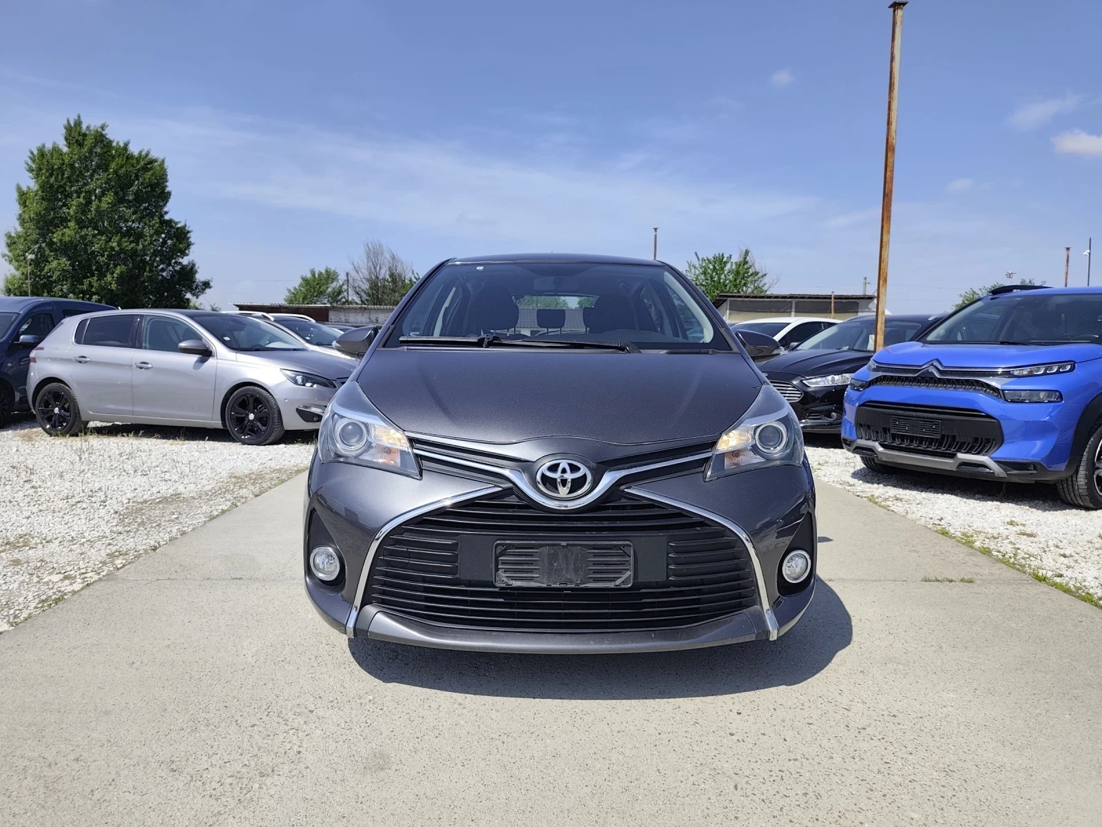 Toyota Yaris 1.4D4D, 90кс, 6 скорости, EURO 6, снимка 2 - Автомобили и джипове - 54501647