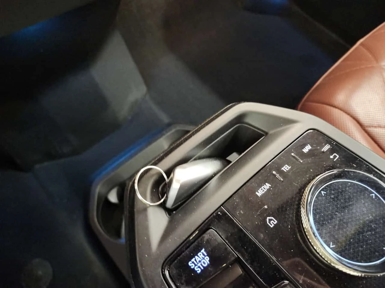 BMW iX * XDRIVE50 * ���������� ��� ������������ ������ | Mobile.bg � ����������� 10