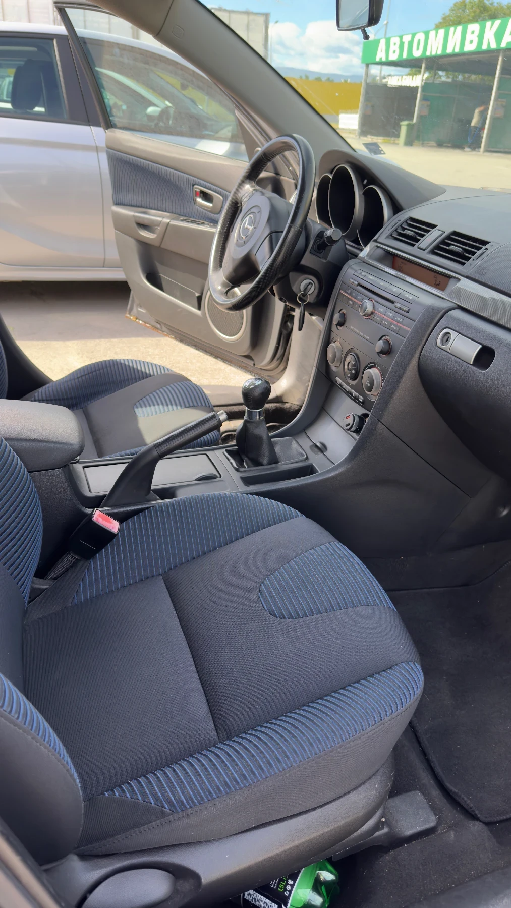 Mazda 3 2.0, снимка 7 - Автомобили и джипове - 54582485