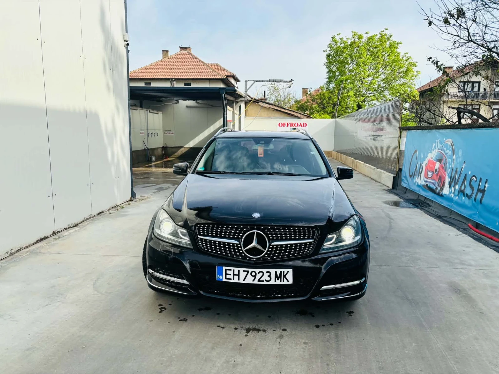 Mercedes-Benz C 220, снимка 2 - Автомобили и джипове - 54583289