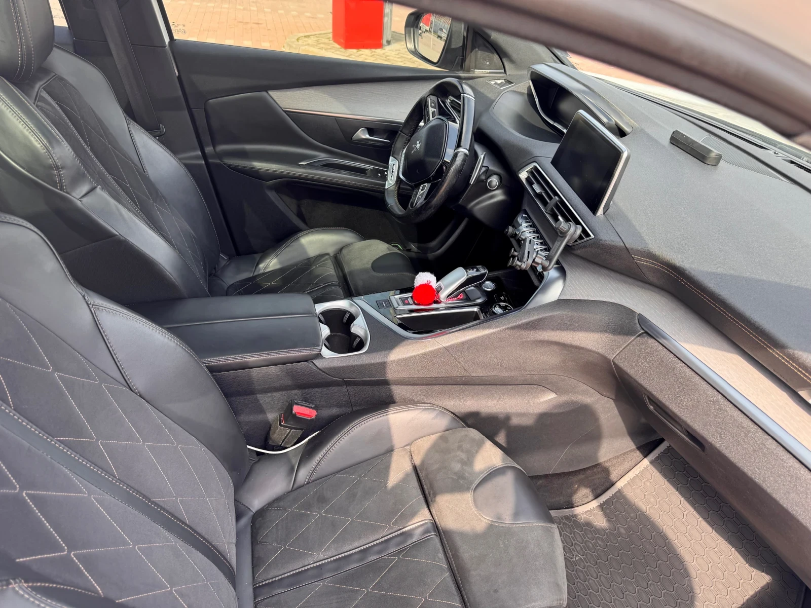 Peugeot 3008 2.0 GT line /  180кс , снимка 11 - Автомобили и джипове - 54784128