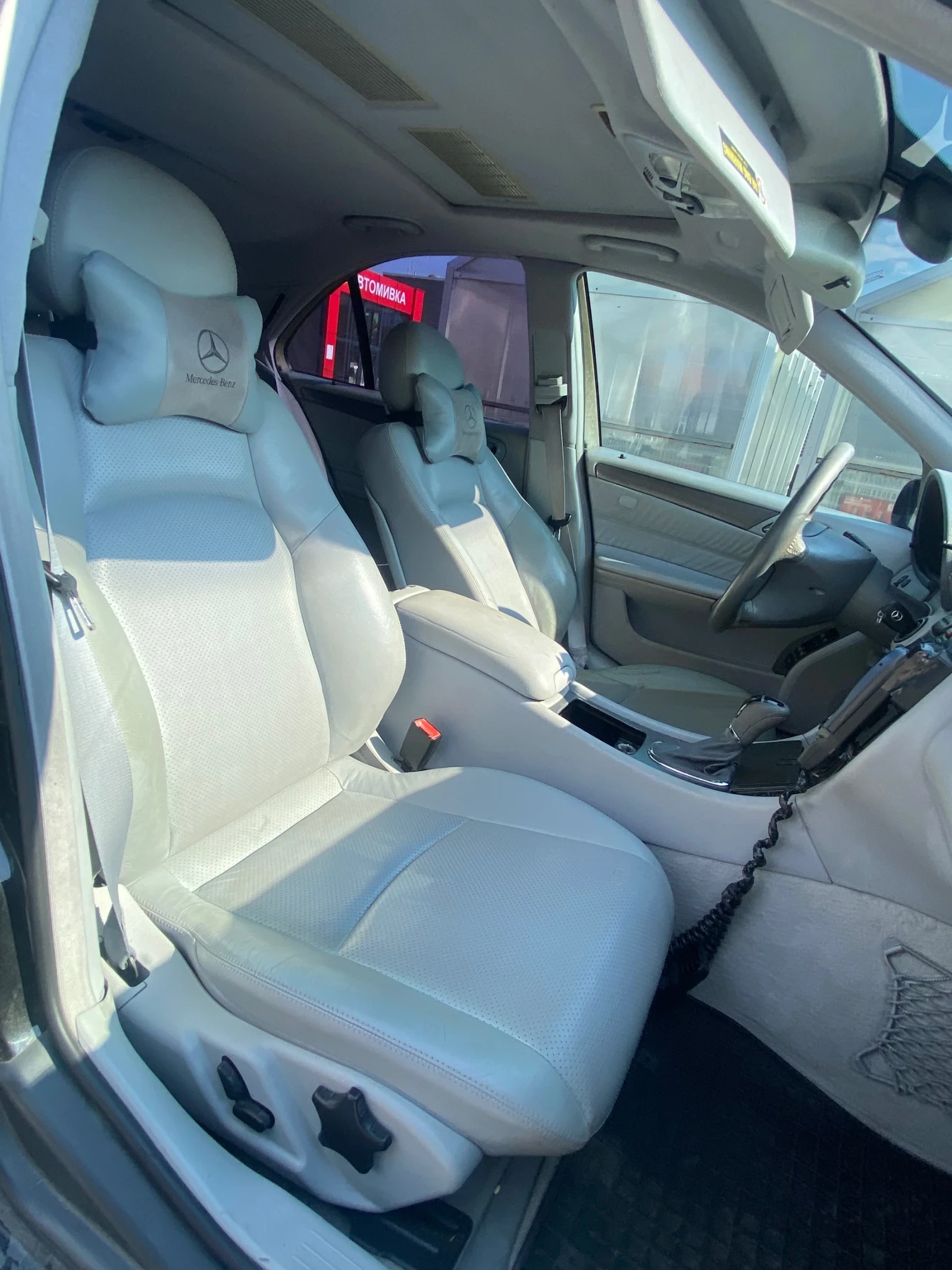 Mercedes-Benz C 240 2.6i + ГАЗ, снимка 11 - Автомобили и джипове - 55317760
