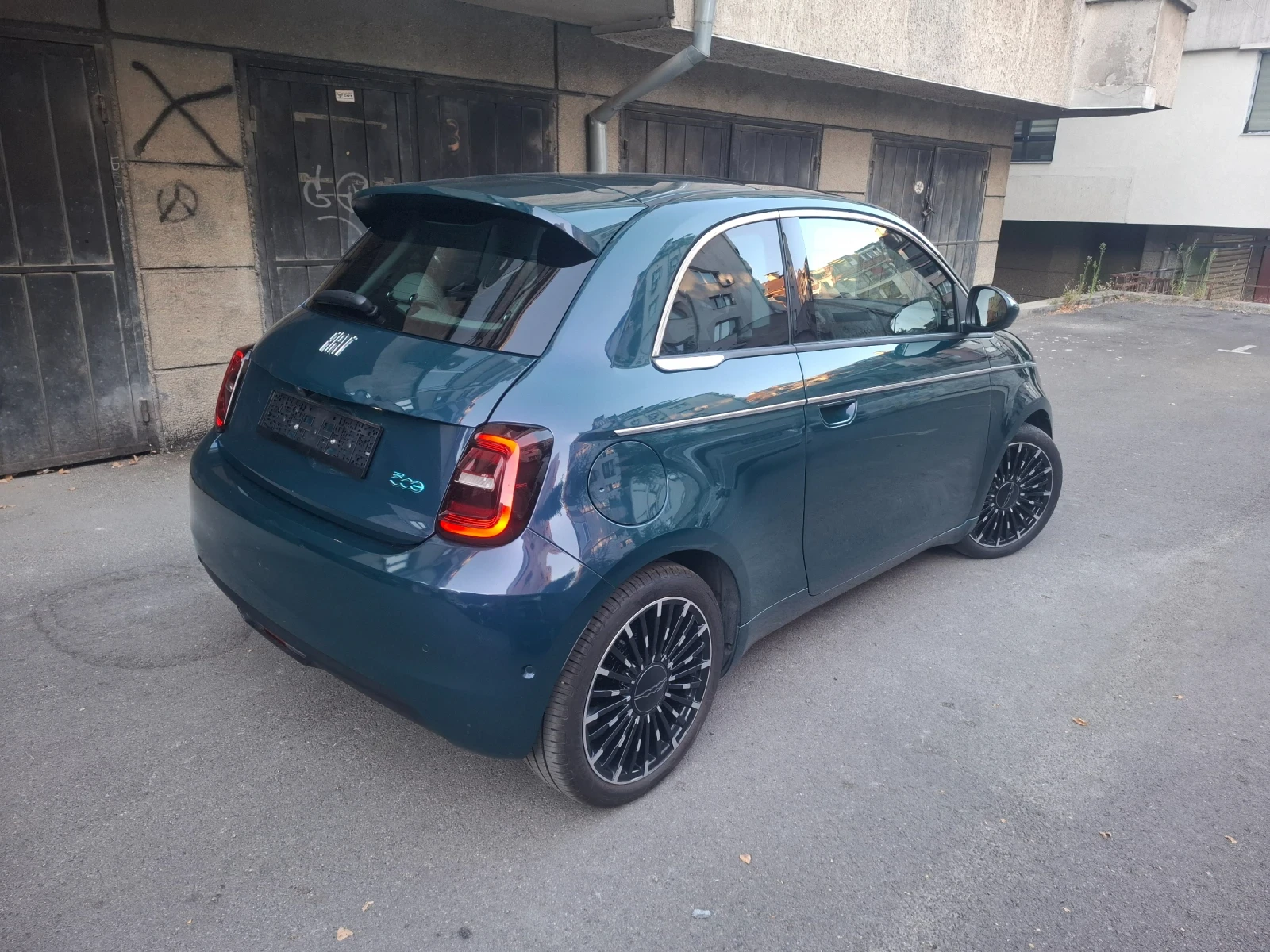 Fiat 500e La prima, снимка 4 - Автомобили и джипове - 55581663