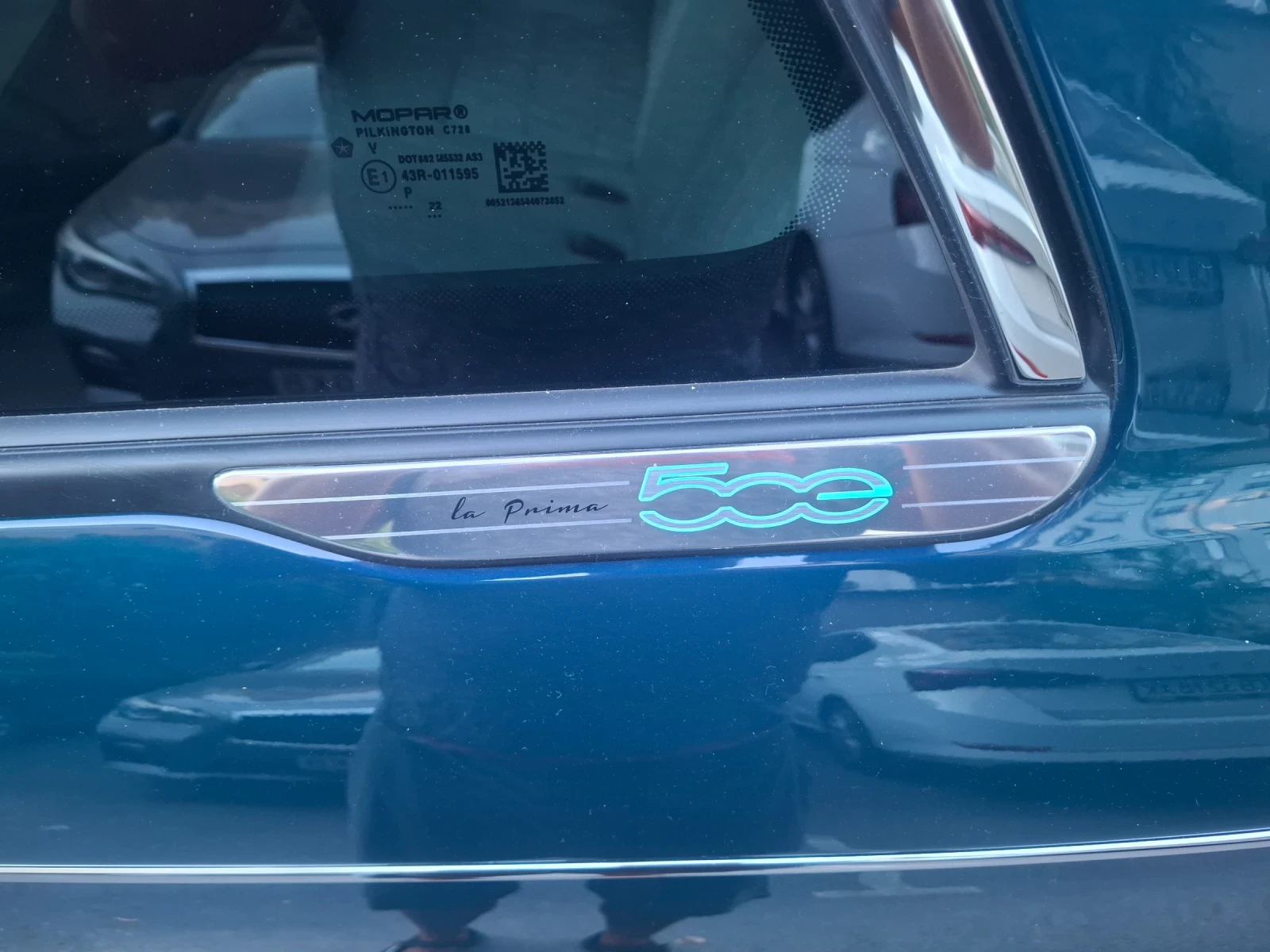 Fiat 500e La prima, снимка 13 - Автомобили и джипове - 55581663