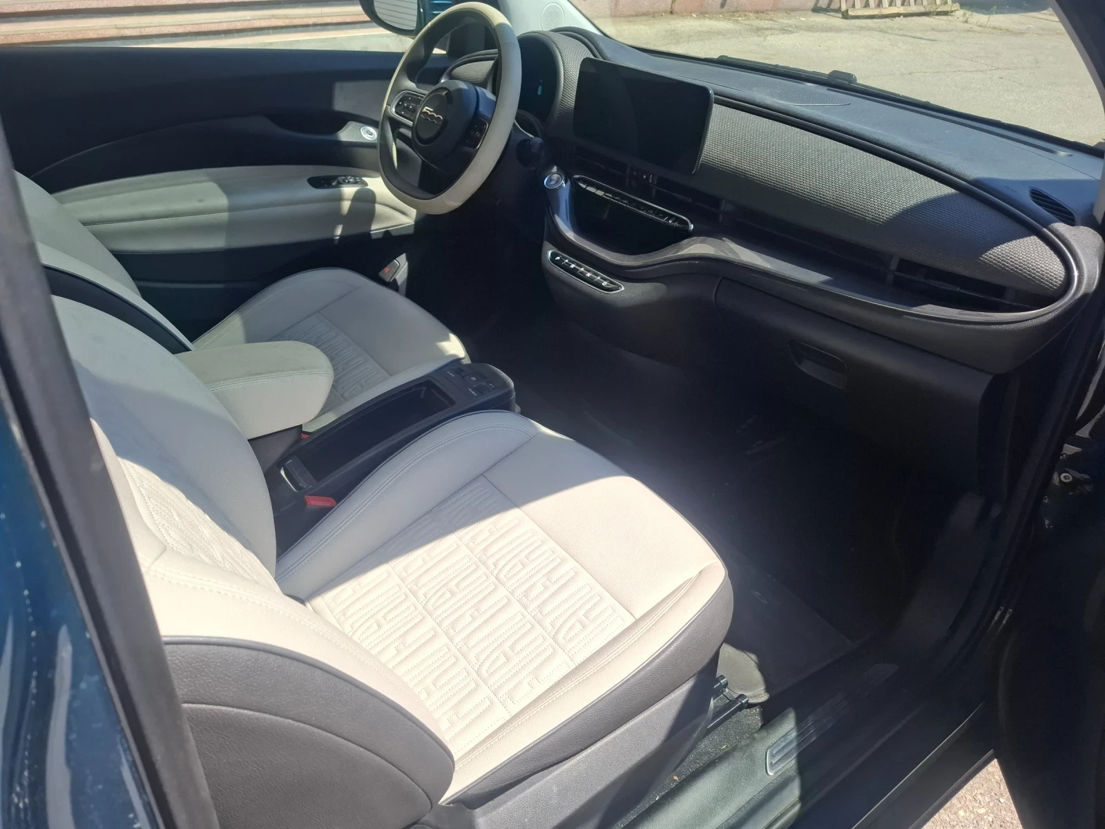 Fiat 500e, снимка 6 - Автомобили и джипове - 55581663