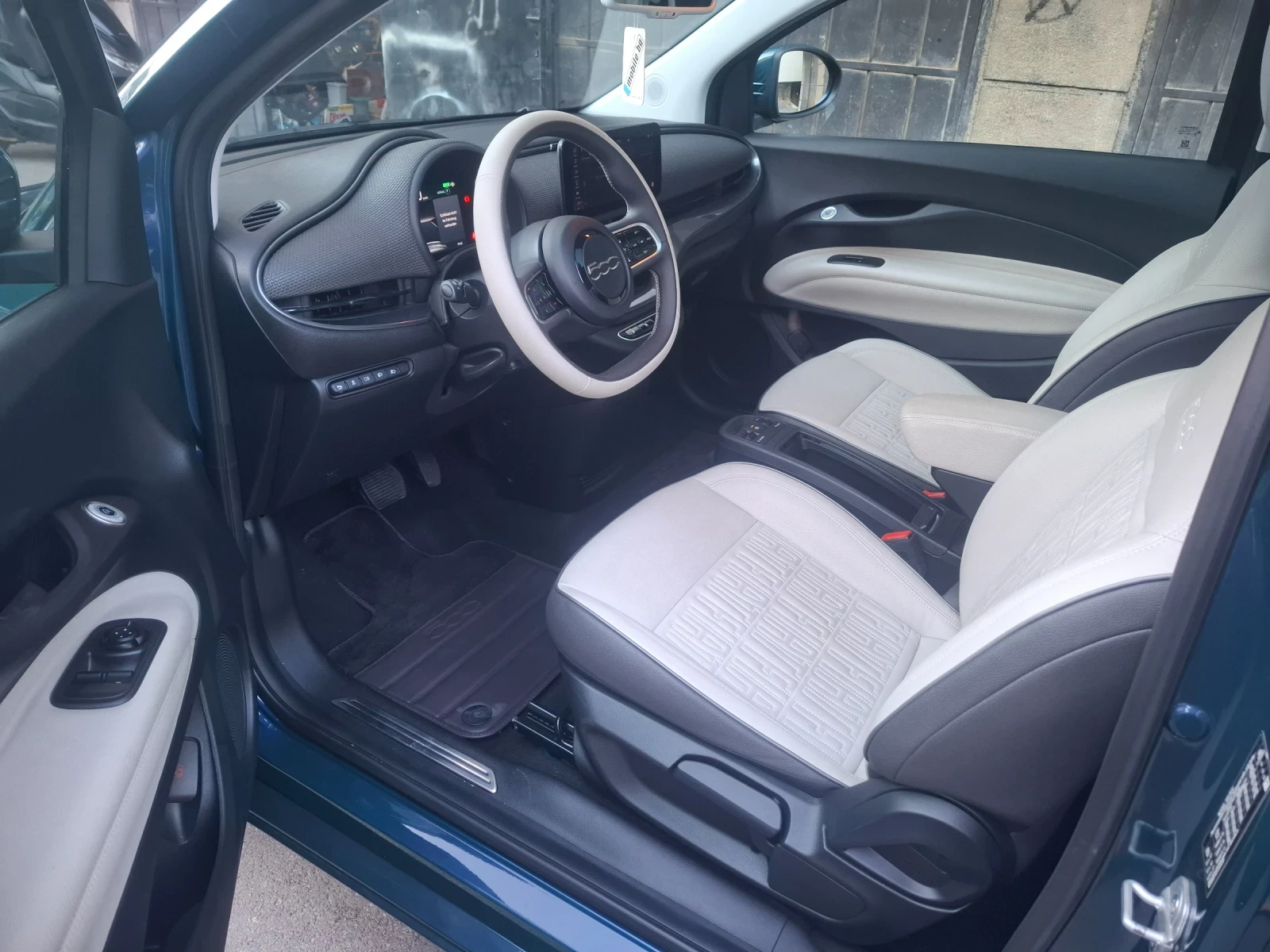 Fiat 500e La prima, снимка 5 - Автомобили и джипове - 55581663
