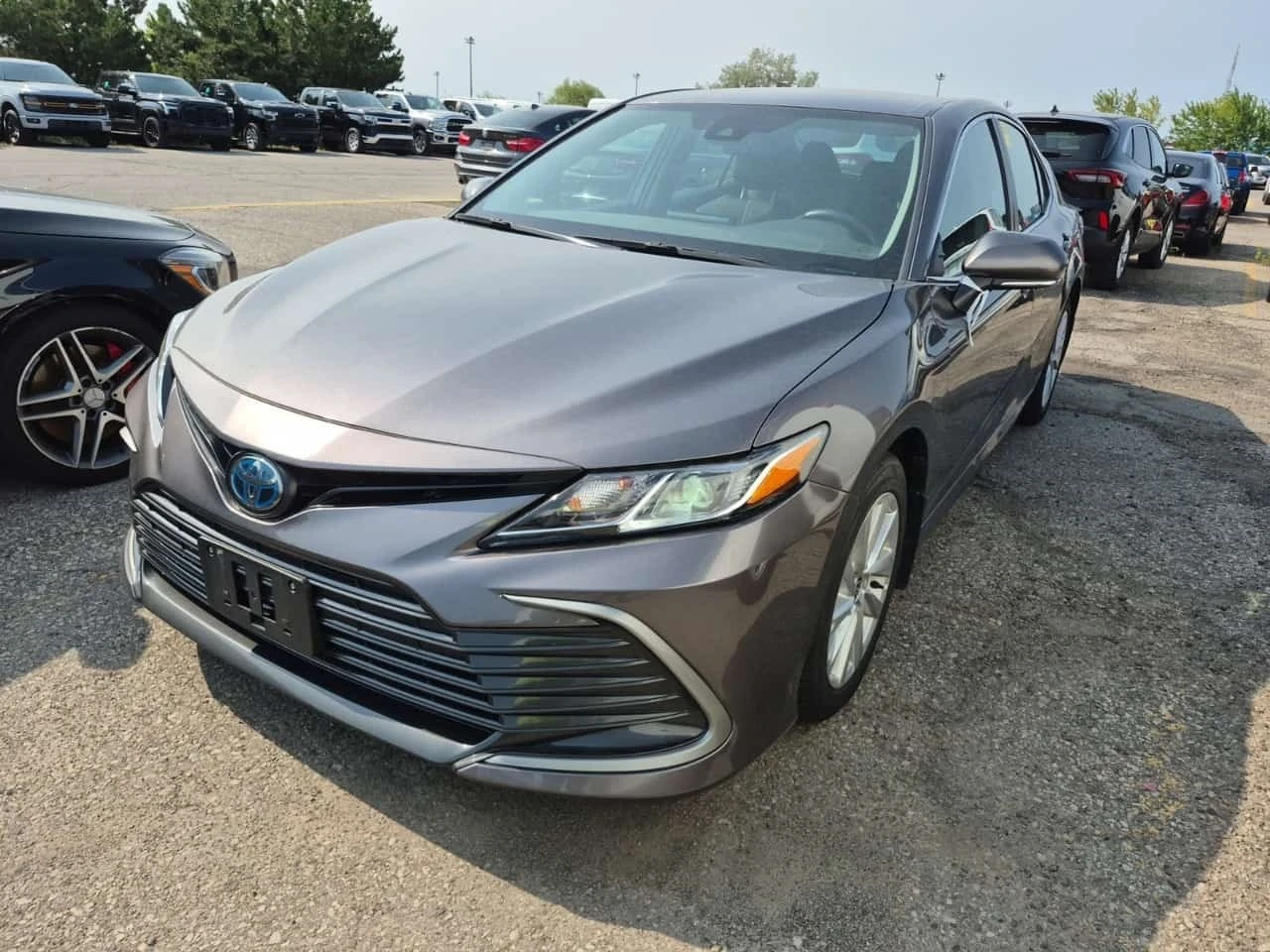 Toyota Camry * HYBRID * BLIND SPOT * AWD * CARFAX * 