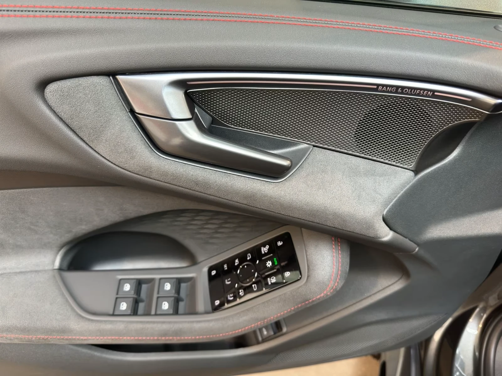 Audi Rs5 FACE* B&O* HEAD-UP* PANO* DISTR* 360CAM* , снимка 3 - Автомобили и джипове - 55748160