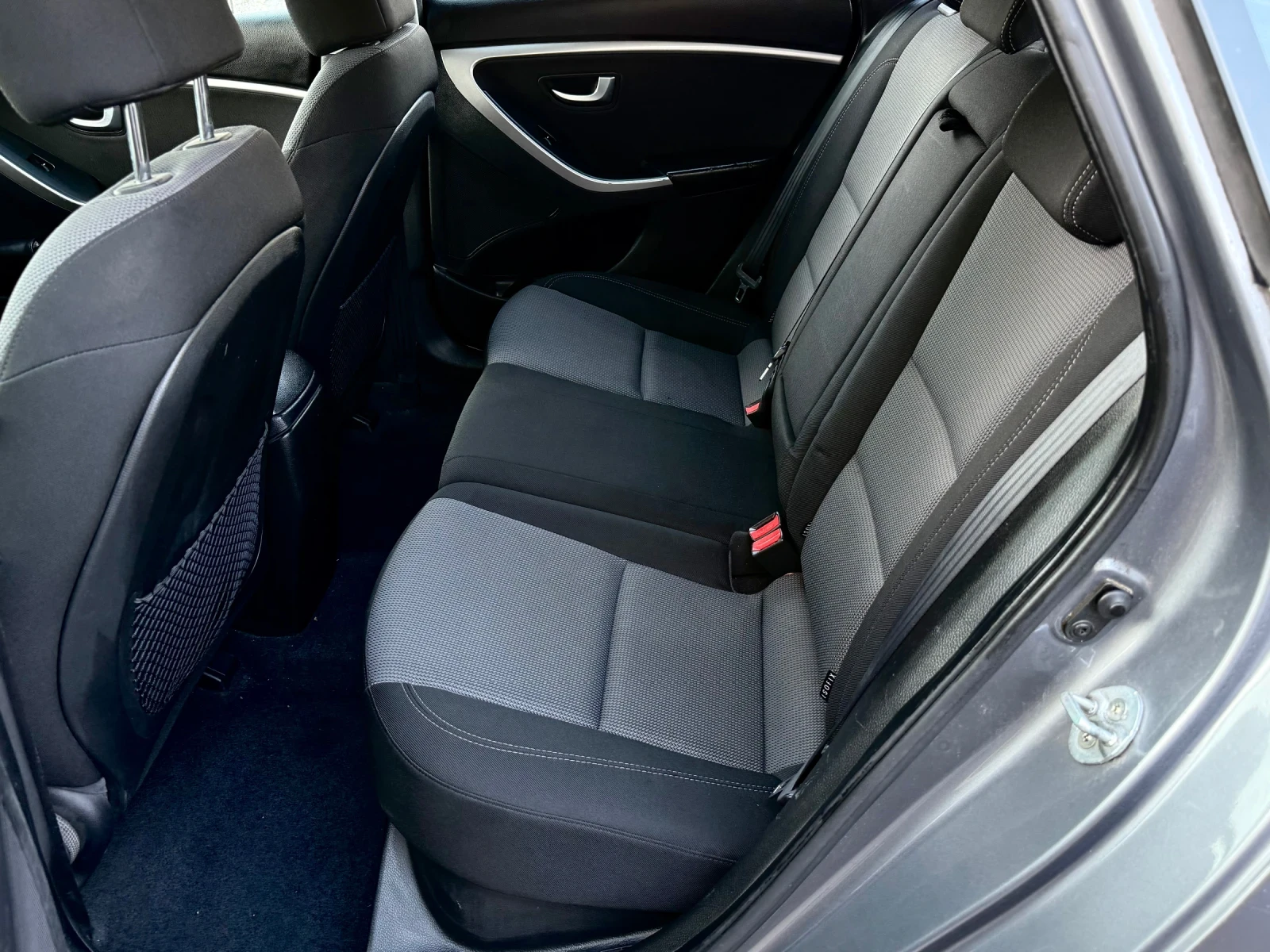 Hyundai I30 1.6CRDI-������ | Mobile.bg � ����������� 13