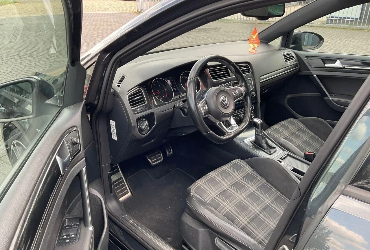VW Golf GTD, снимка 8 - Автомобили и джипове - 55992897