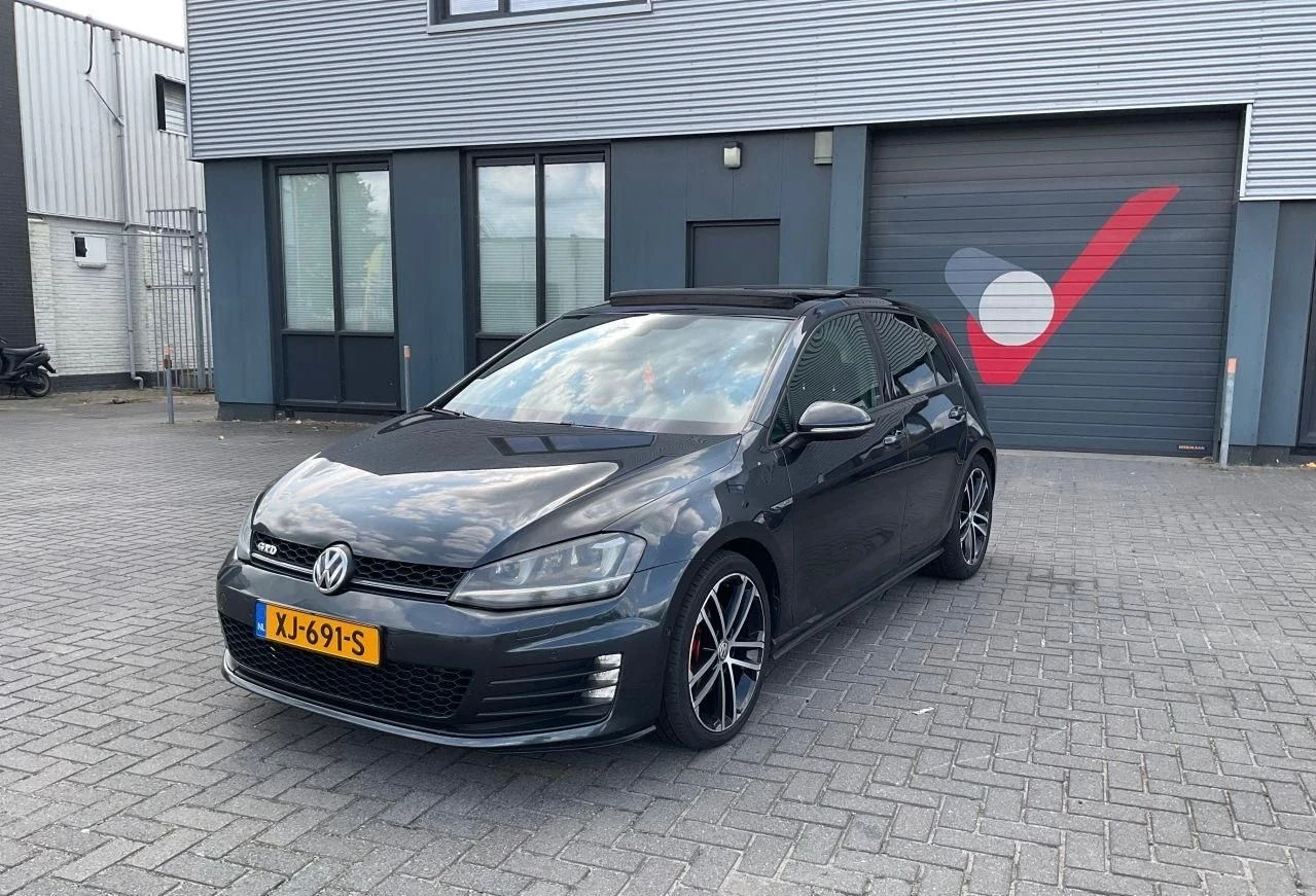 VW Golf GTD