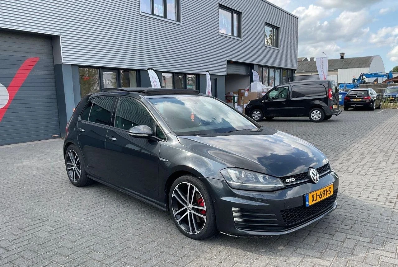 VW Golf GTD, снимка 2 - Автомобили и джипове - 55992897