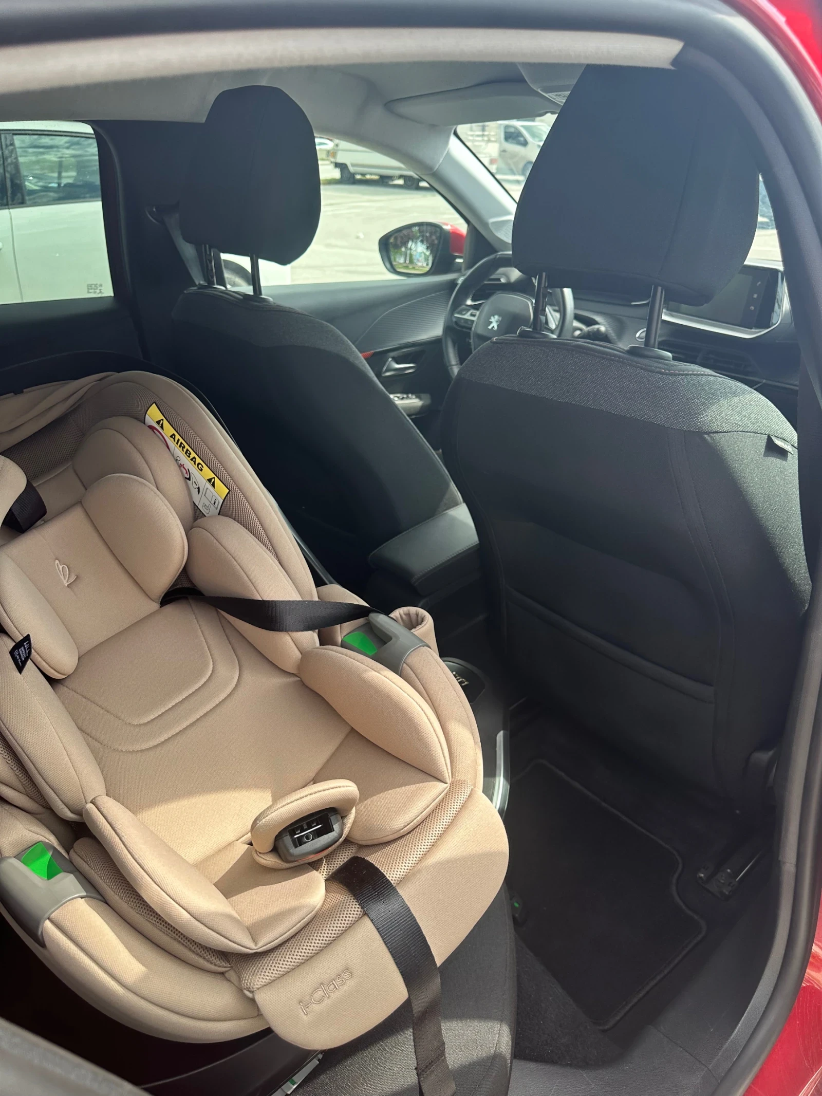 Peugeot 208 PEUGEOT 208 ELECTRIC , снимка 12 - Автомобили и джипове - 56012058