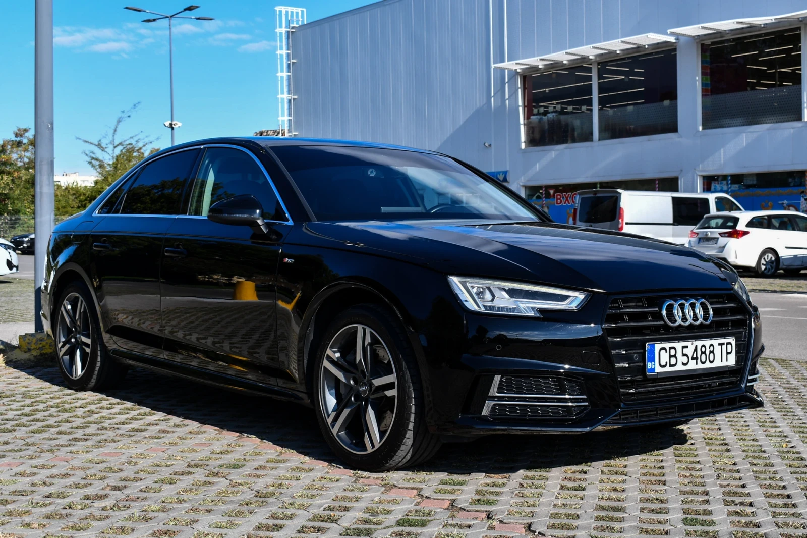 Audi A4 2.0 tfsi quattro, снимка 2 - Автомобили и джипове - 56192791