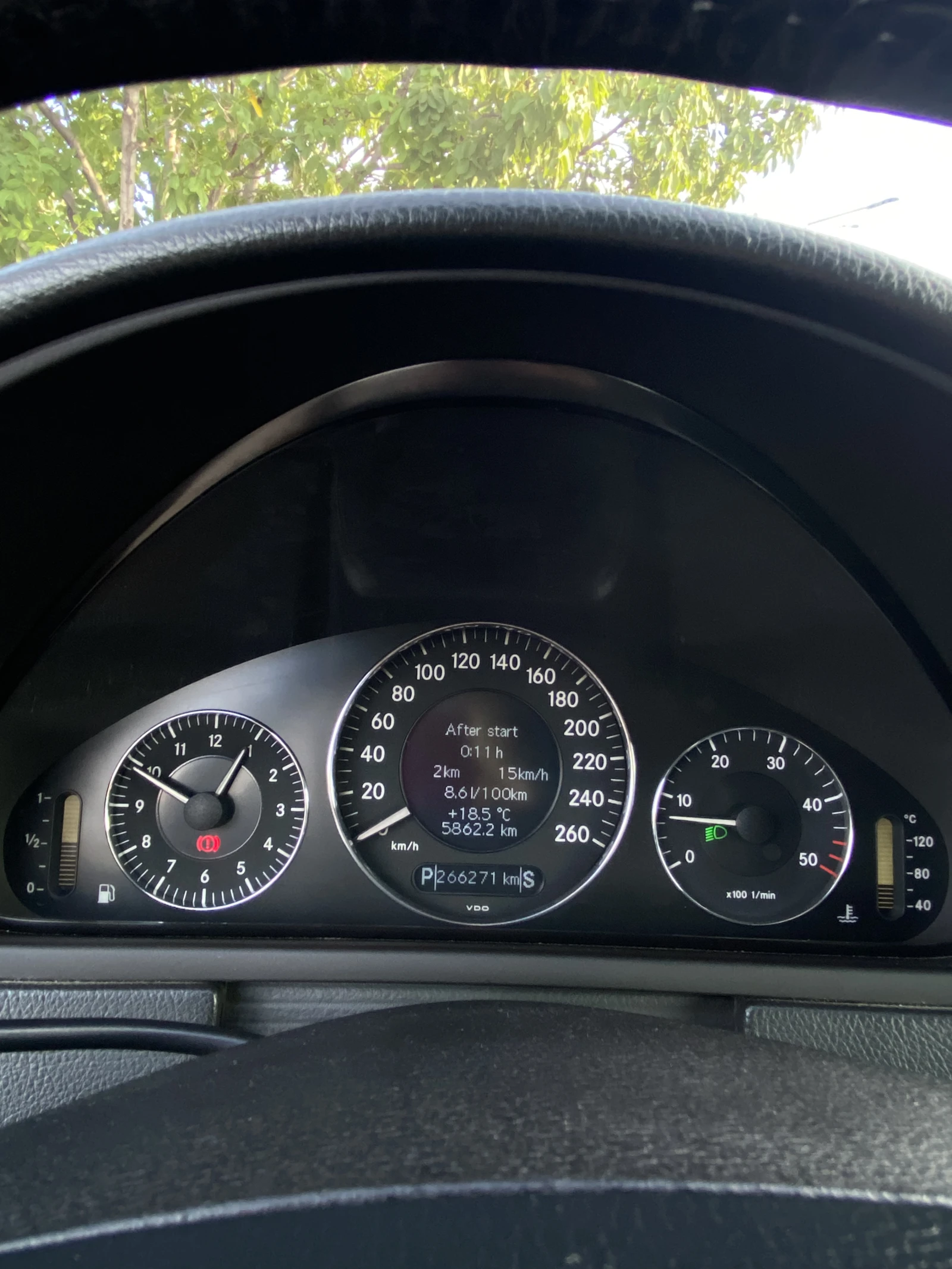 Mercedes-Benz CLK, снимка 10 - Автомобили и джипове - 56230898