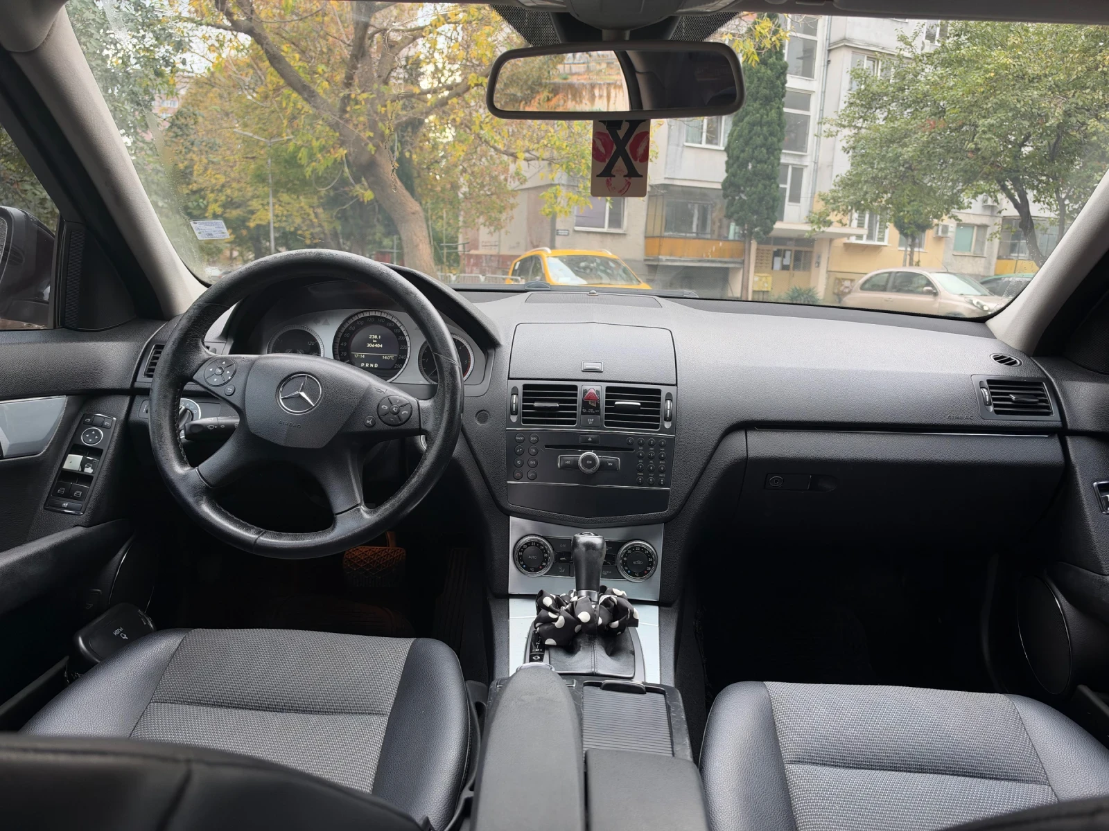 Mercedes-Benz C 220 2.2CDI, снимка 7 - Автомобили и джипове - 56627595