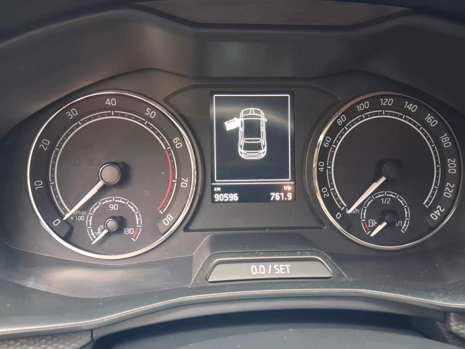 Skoda Scala ������� 1, 0 TSI, 110 �.�., 6M | Mobile.bg � ����������� 10
