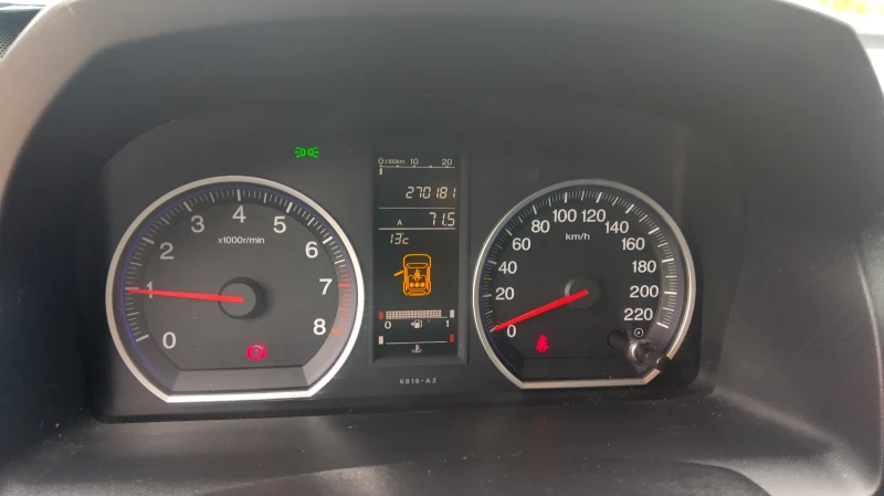 Honda Cr-v, снимка 12 - Автомобили и джипове - 47355873