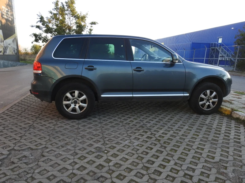 VW Touareg, снимка 6 - Автомобили и джипове - 47395197