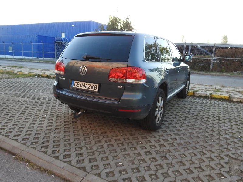 VW Touareg, снимка 5 - Автомобили и джипове - 47395197