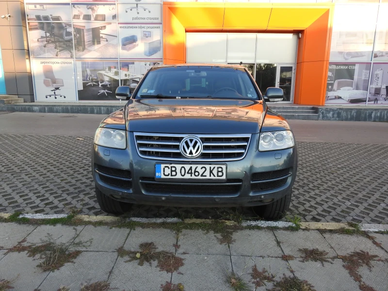 VW Touareg, снимка 8 - Автомобили и джипове - 47395197