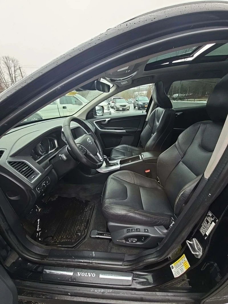 Volvo XC60, снимка 7 - Автомобили и джипове - 49188138