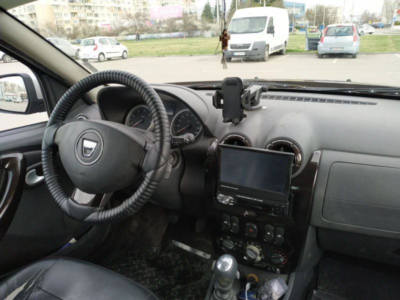 Dacia Duster 4x4, снимка 11 - Автомобили и джипове - 49527311