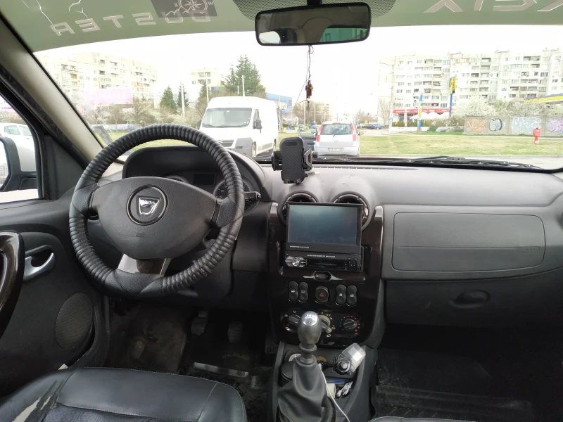 Dacia Duster 4x4, снимка 10 - Автомобили и джипове - 49527311